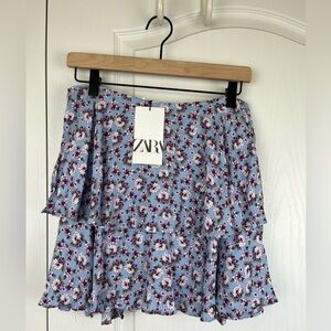 Zara NWT Skort Size Medium Tiered Floral